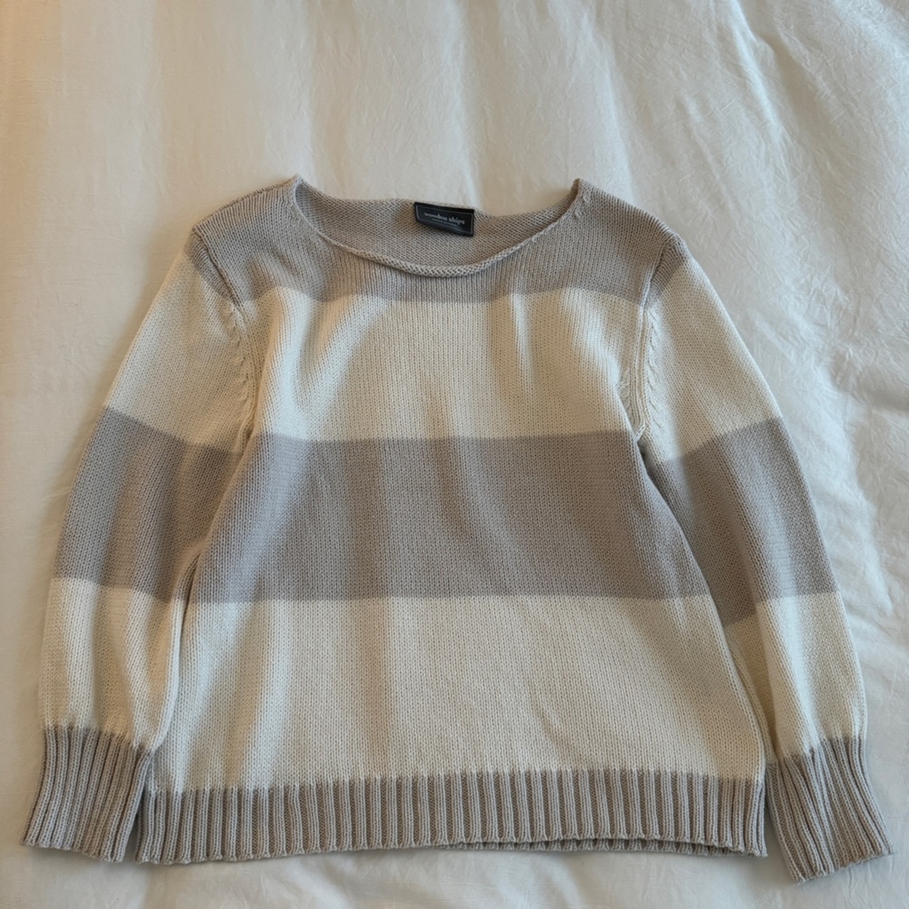 Wooden ships, size small, long sleeve